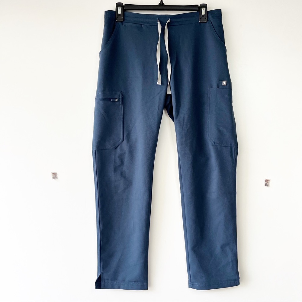 Figs technical collection zipped pockets scrub pants